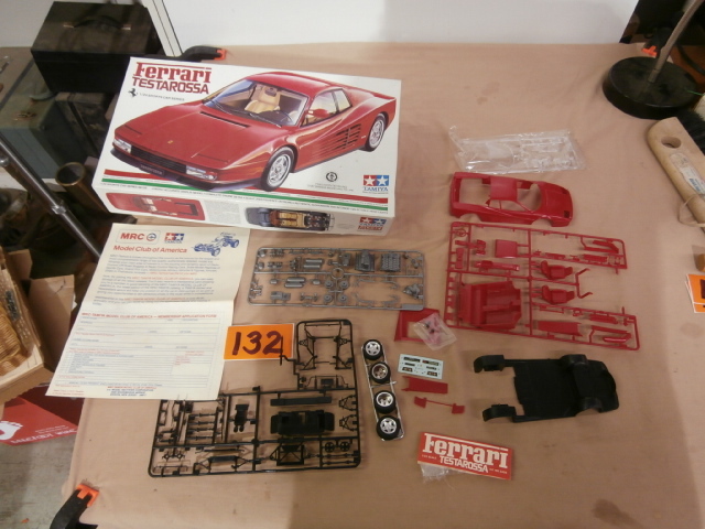 lot 132 image: Mamiya Ferrari Testarossa Plastic Car Model