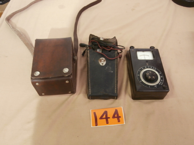 lot 144 image: Three Pieces of Vintage Electronic Test Gear