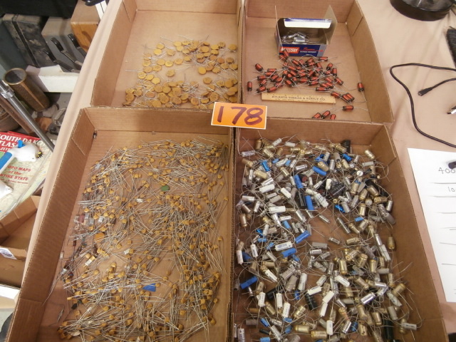 lot 178 image: Large Lot of Vintage Electronic Capacitors & Coils