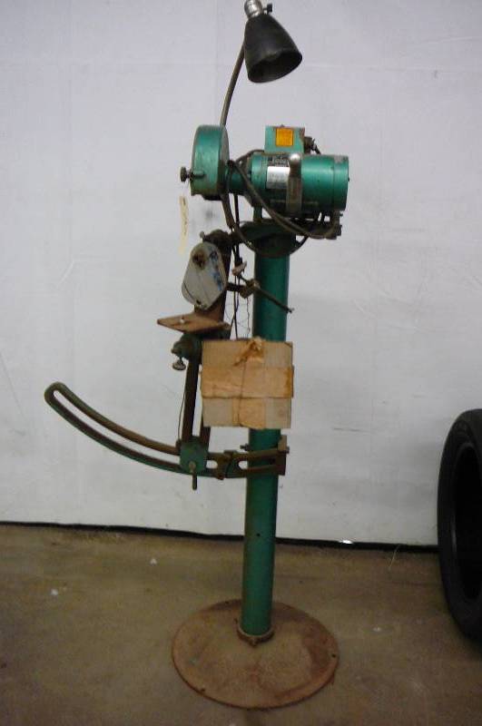 lot 20 image: Foley GrinderBlade Sharpener