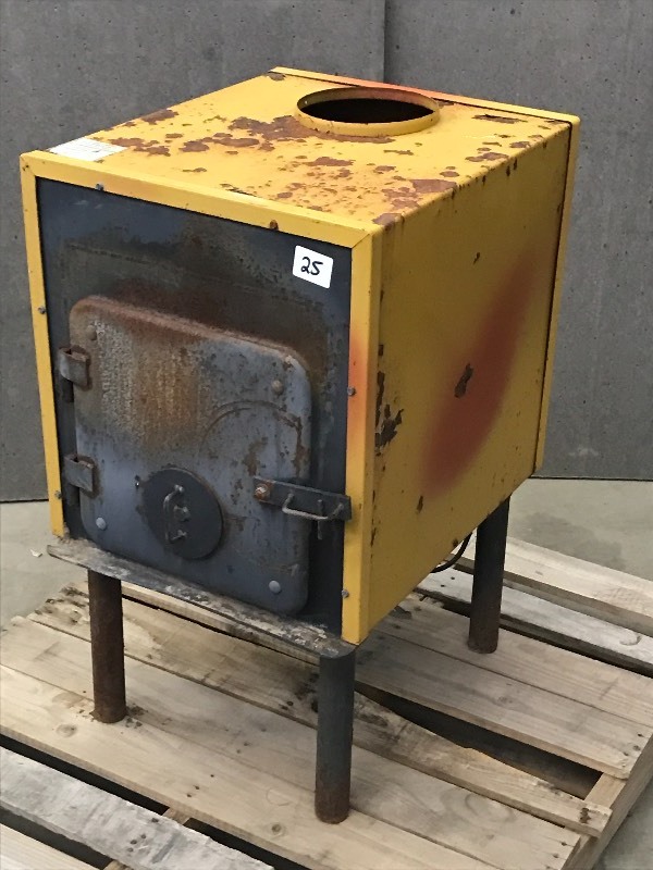 lot 25 image: Sears Wood-Burning Stove