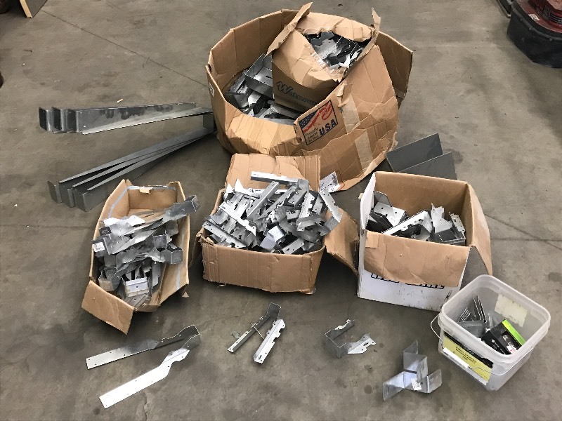 lot 42 image: Large Lot Of Assorted Joist Hangers, Brackets, Etc