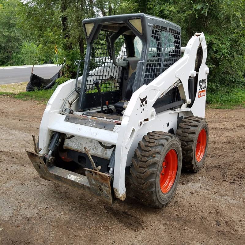 2002 Bobcat S205 Skid Loader Skid Steer