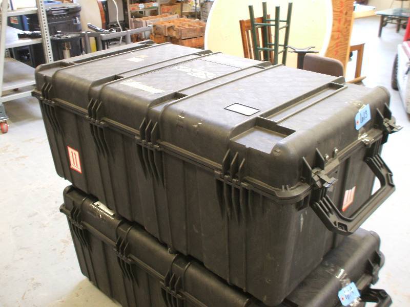 lot 613 image: PELICAN TRANSPORT CASE
