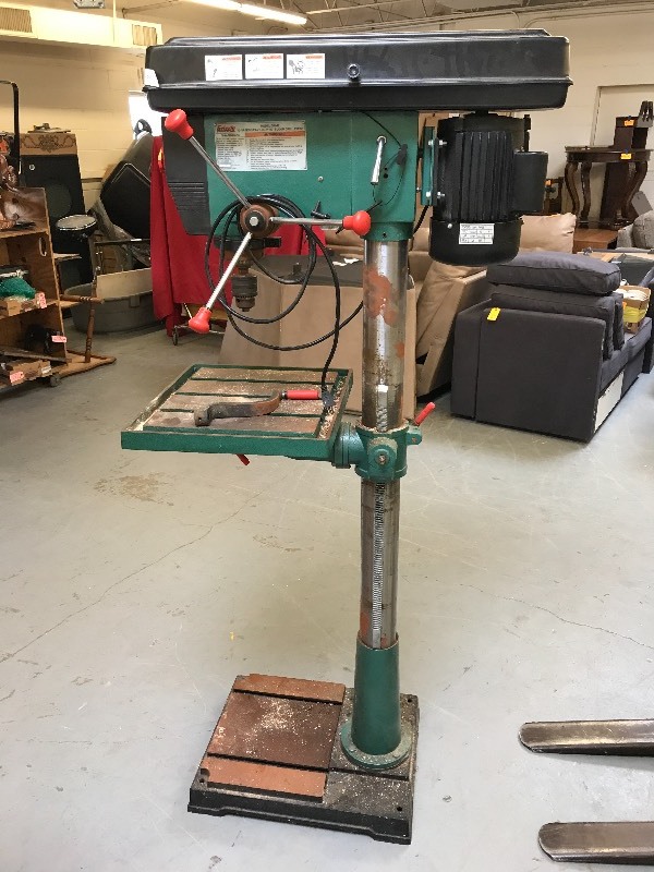 lot 601 image: DRILL PRESS