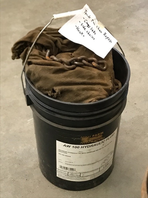 Bucket Of Tire Chain Repair Parts
