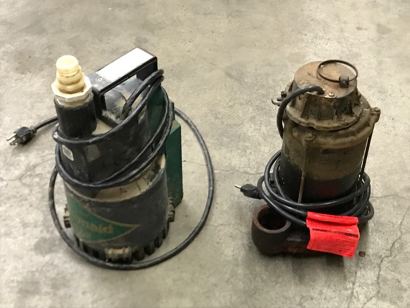 (2) Submersible Pumps