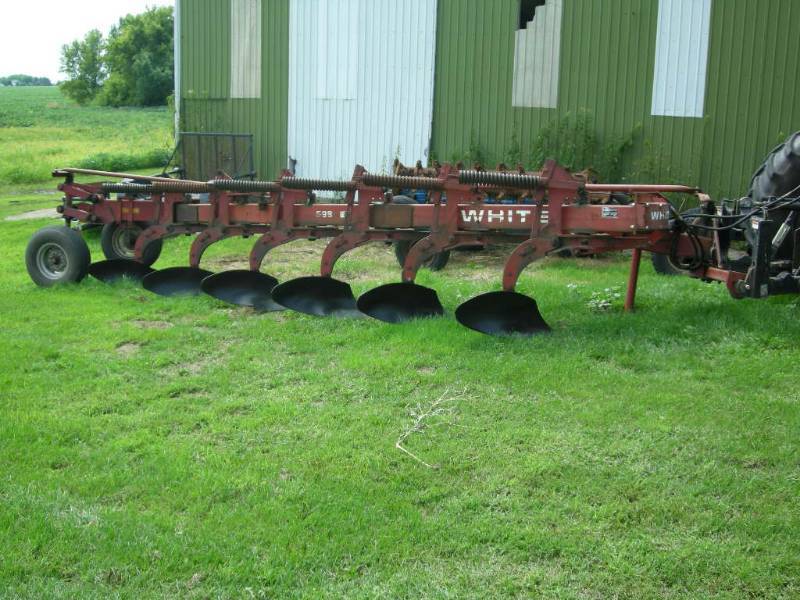 lot 5 image: White 598 Moldboard Plow