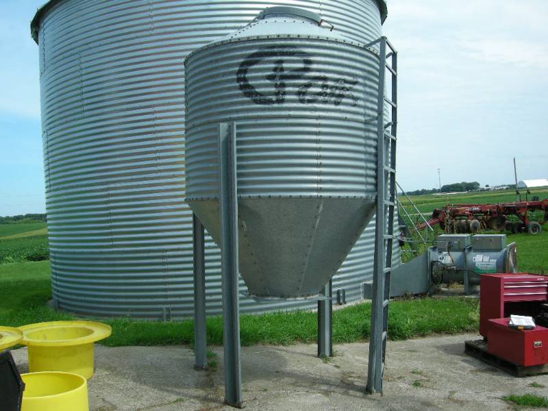 lot 13 image: Pax 2 Ton Bulk Bin