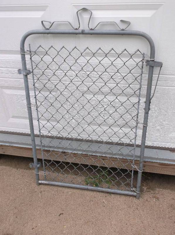 Gate