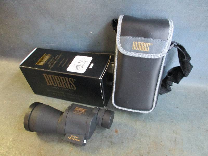 lot 48 image: Burris Spotting Scope