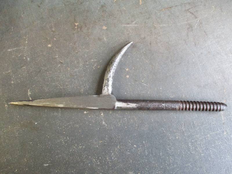 lot 52 image: Gaff Hook