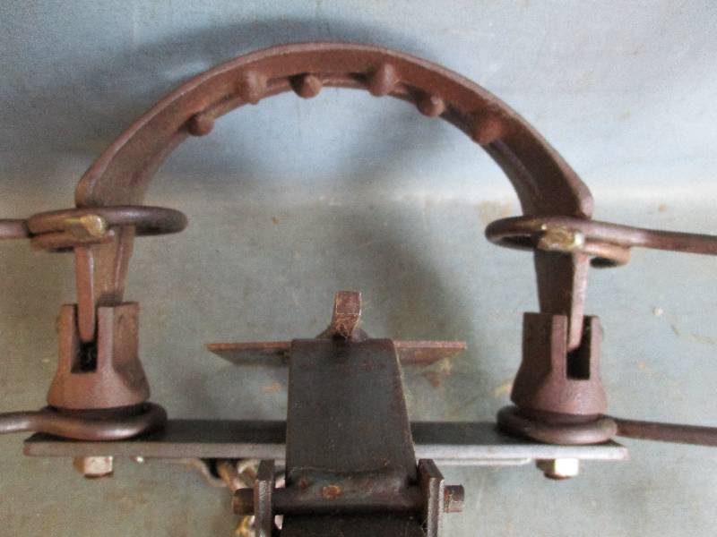 lot 78 image: Steel Trap