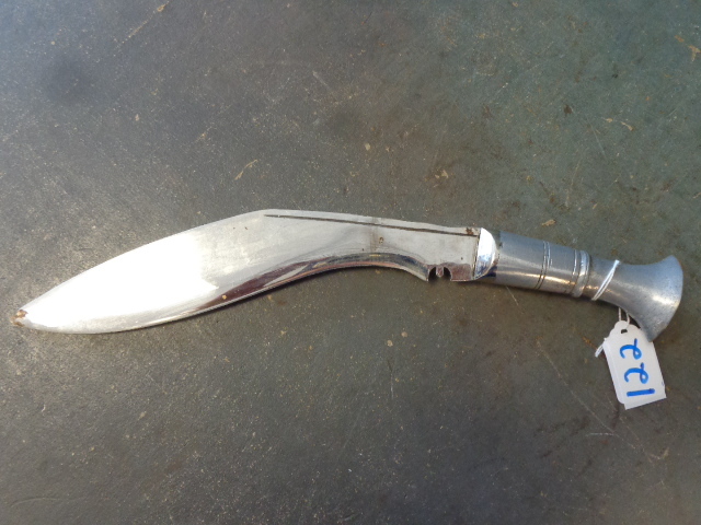 lot 122 image: Gurkah Knife