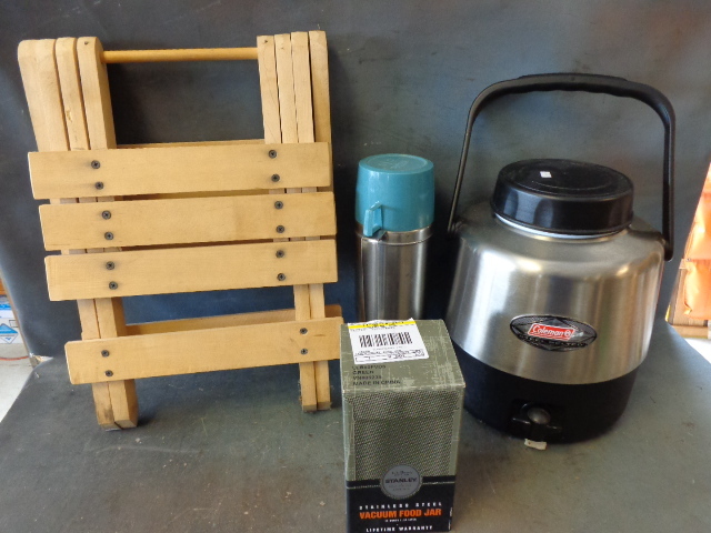 lot 132 image: Camping Items