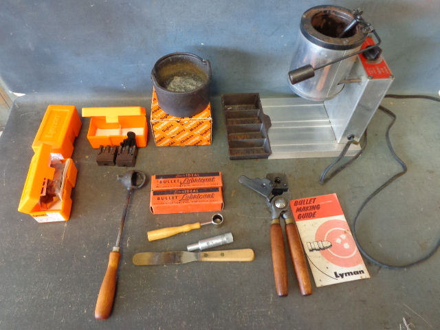 lot 166 image: Bullet Making Kit