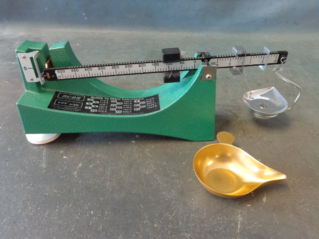 lot 173 image: Re-loading Scale