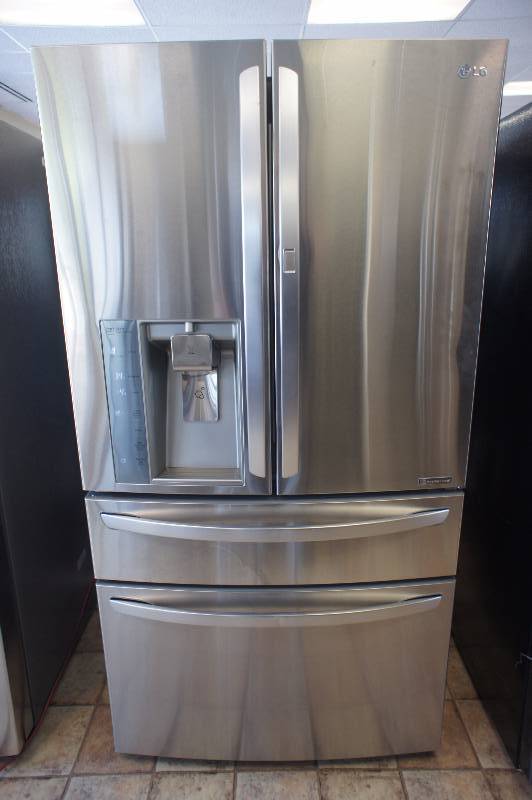 New - Scratch & Dent LG Model # (LMXS30776S) - 29.7 cu. ft. 4-Door French Door Refrigerator -Tested Works - MSRP $ 3999.99