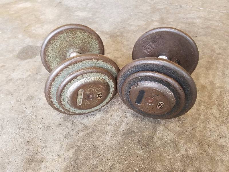 lot 13 image: Weights