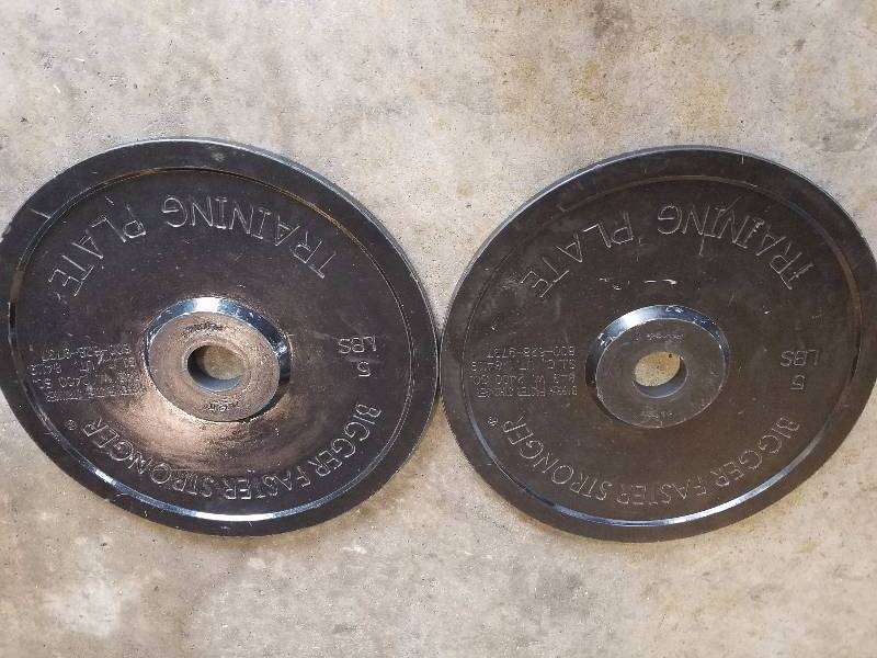 lot 23 image: Training plates