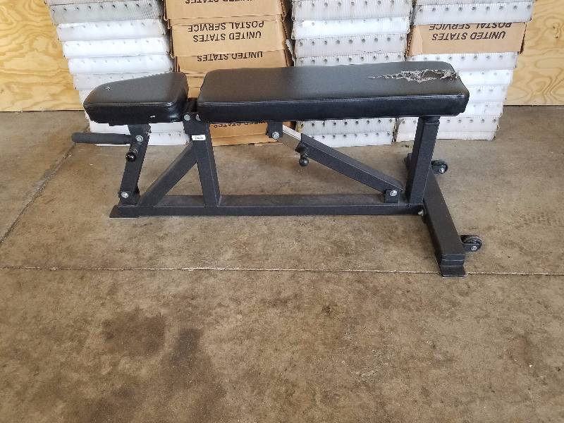 lot 48 image: Weight bench