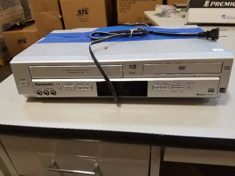 lot 79 image: DVD player