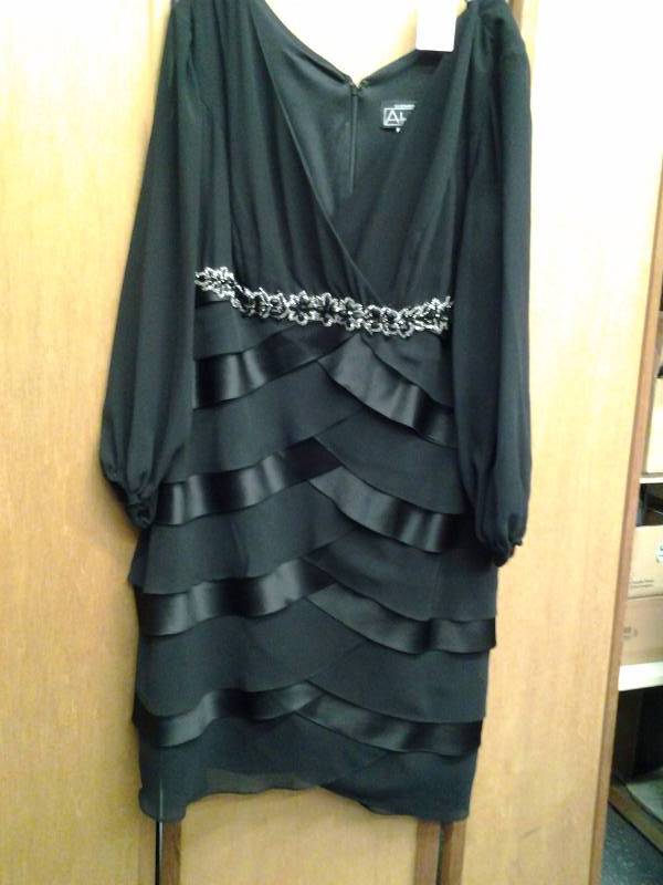 Alex Evenings Womens Size 22 Black