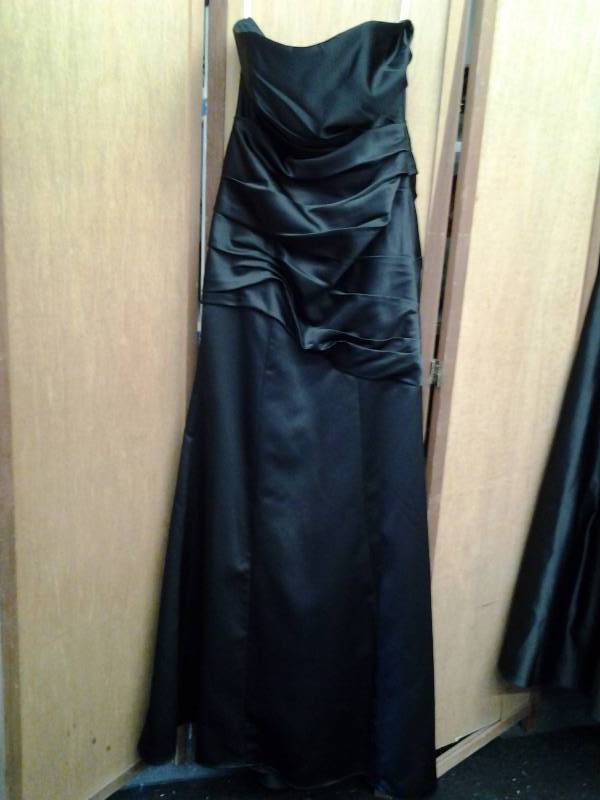 Davids Bridal Size 4 Black