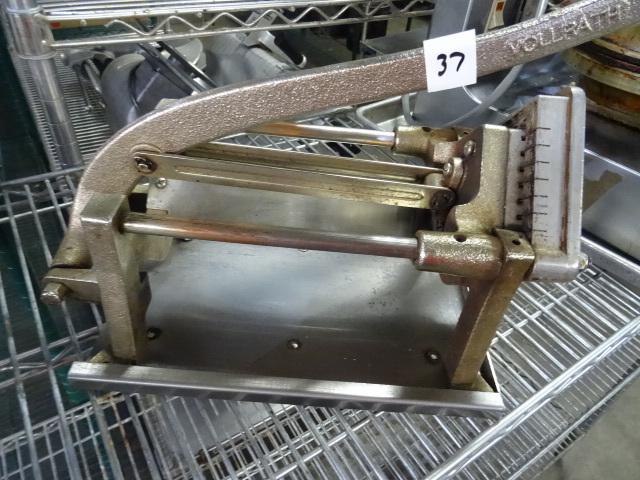 Vollrath wall mount frenc fry maker...