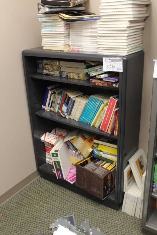 lot 329 image: 3-Shelf Metal Bookcase