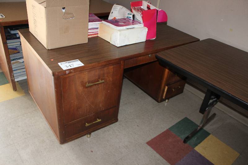 lot 347 image: Wood Office Desk