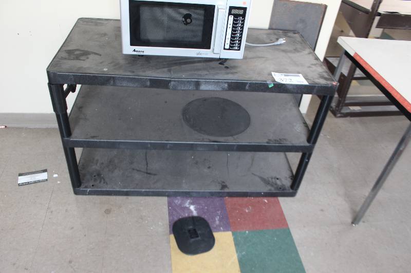 lot 372 image: 3-Shelf Storage Rack