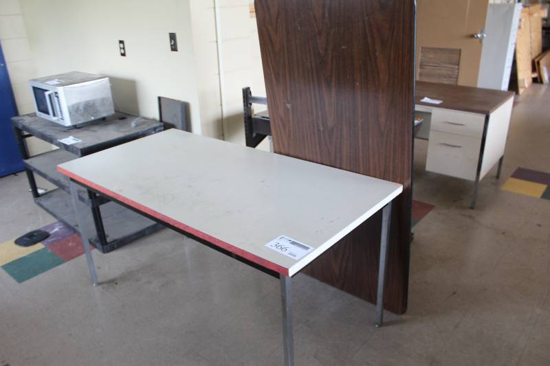 lot 366 image: Folding Conference Table