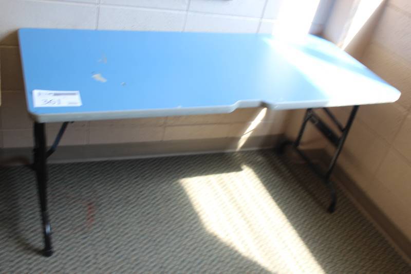lot 361 image: Table