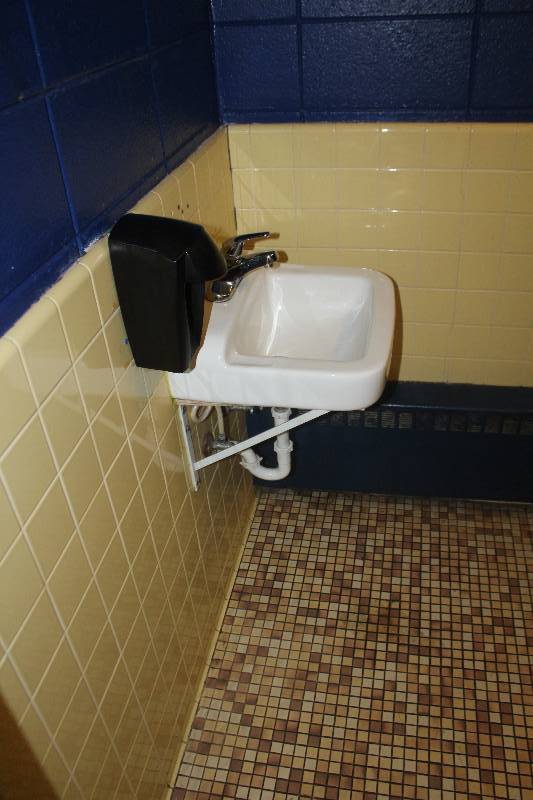 lot 394 image: Bathroom Lot Includes Toilet, Urinal, Stall, Sink, Soap Dispenser