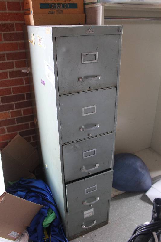 lot 390 image: All Steel Equipment 4-Drawer Metal File Cabinet