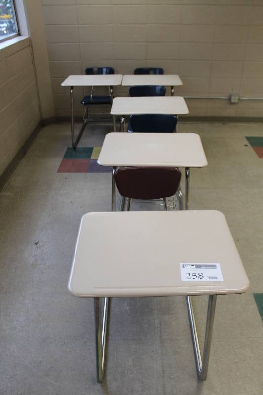 lot 258 image: Lot of (5) School Desks