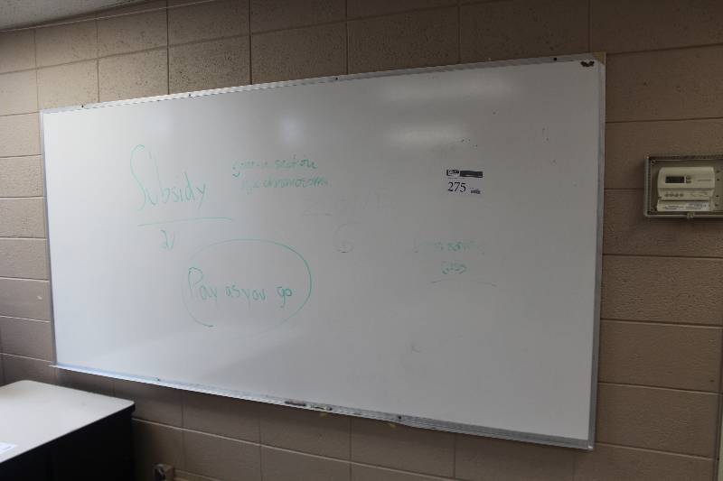 lot 275 image: White Board
