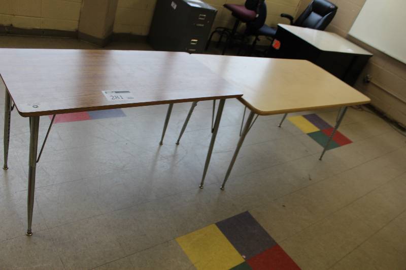 lot 281 image: Lot of (2) Office Tables