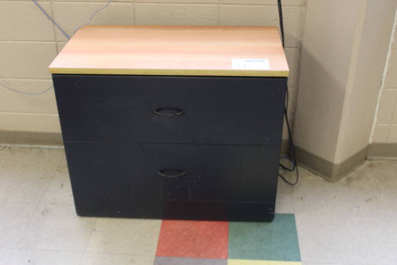 lot 144 image: 2-Drawer Lateral File Cabinet
