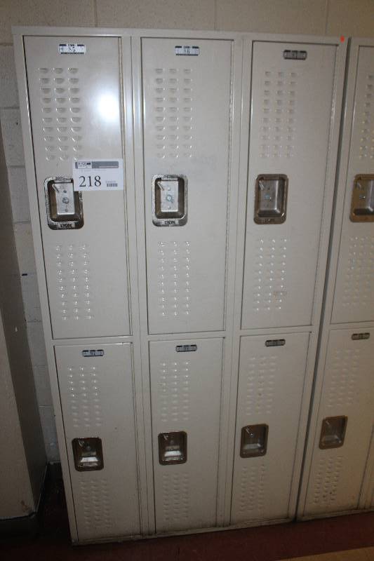 lot 218 image: Lot of (6) School Lockers Set