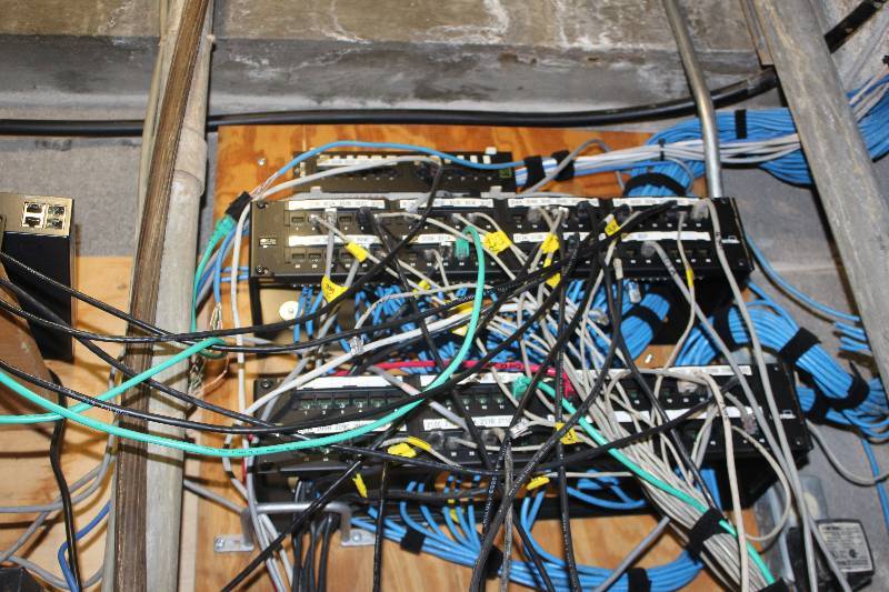 lot 176 image: Lot of (3) Rack Mount Switches
