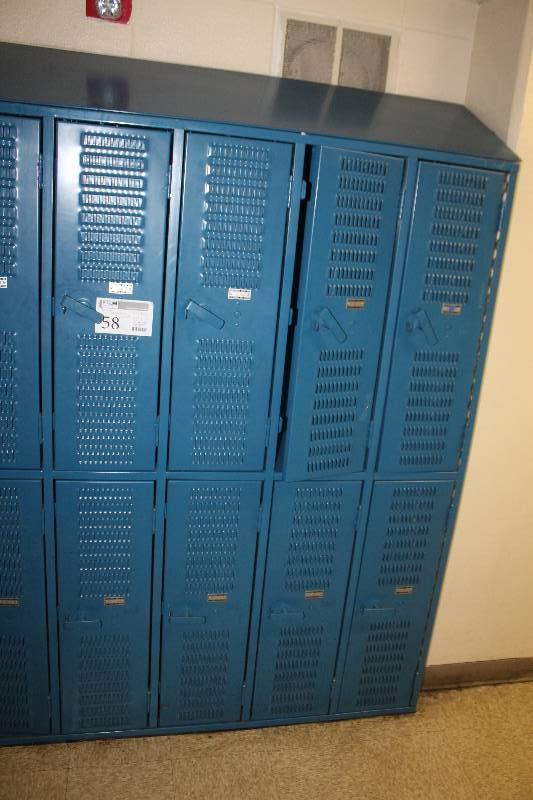 lot 58 image: School Locker Set of 10-Lockers w Combination Locks