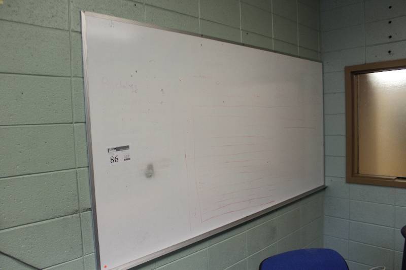 lot 86 image: White Board