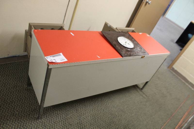 lot 72 image: Metal Office Desk