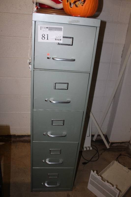 lot 81 image: 4-Drawer Metal File Cabinet