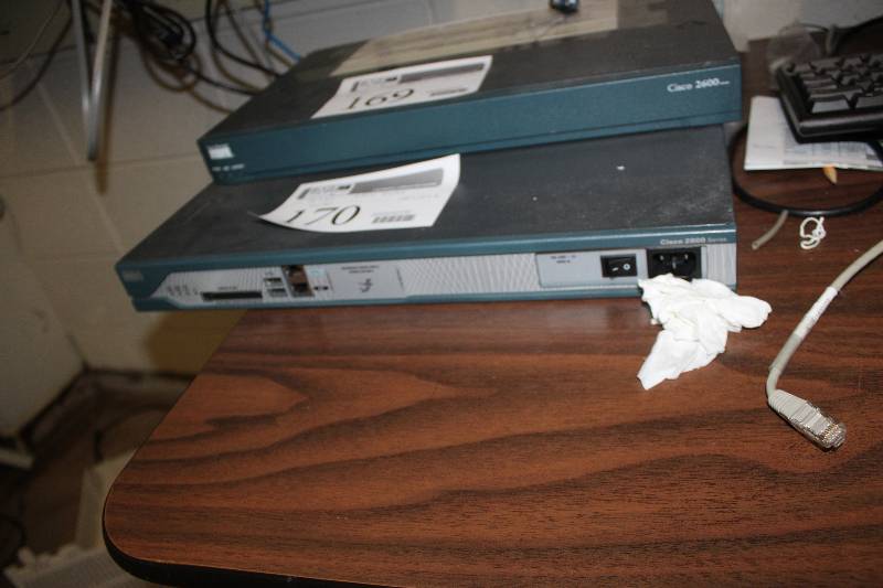 lot 170 image: Cisco Systems 2800 Series Router