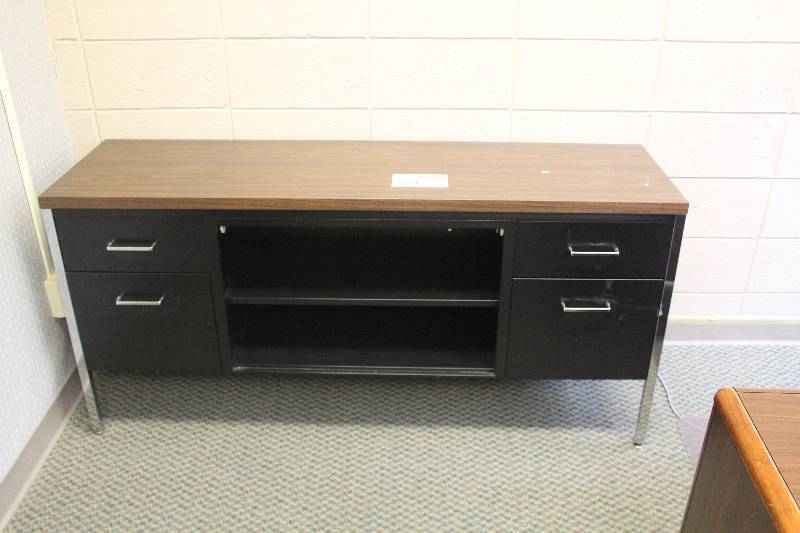 lot 89 image: 4-Drawer 2-Shelf Metal Office Bookshelf