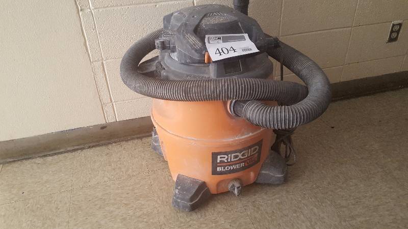 lot 404 image: Ridgid 16 Gallon Shop Vac