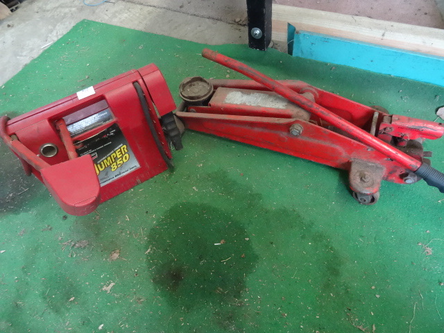 lot 25 image: Century Jumper pack 850. Hydraulic ...